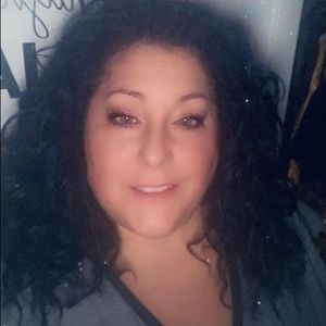 Meet your Posher, Liana